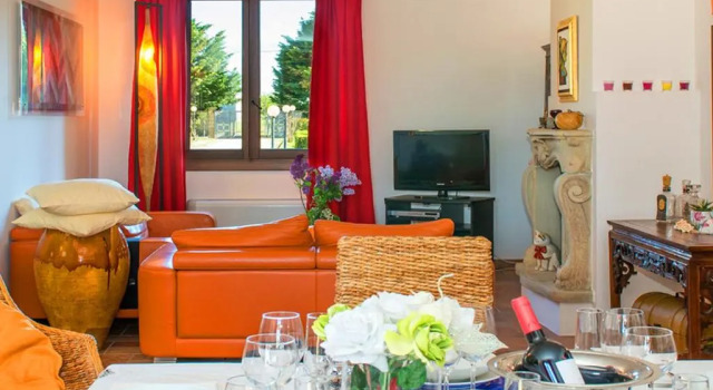 Villa Delle Lantane, Book Villa Hotels in Mesagne with Parking, Parking