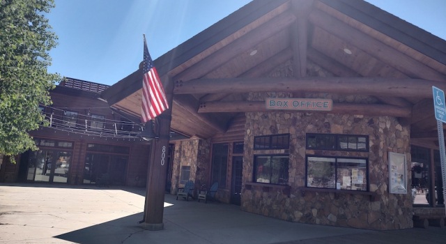 Western Riviera Lakeside Lodging, Забронировать Отель Гранд-Лейк Rocky Mountain National Park