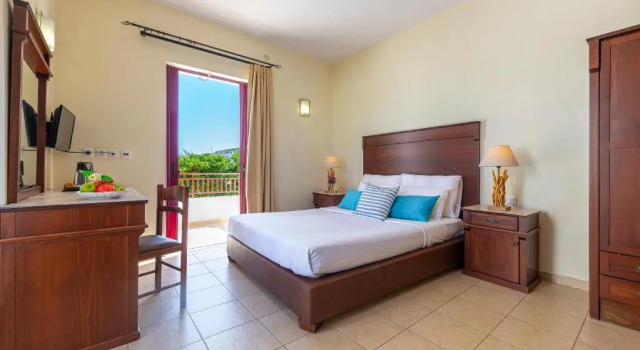 Laza Beach Inn