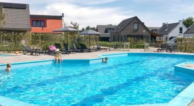 Шале Rural Chalet in Sint Maarten With Shared Pool