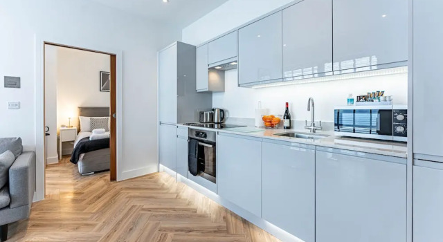 Апартаменты Executive Wellington House by Celador Apartments