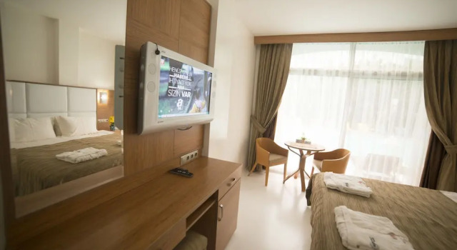 Rooms Bohemian Hotel