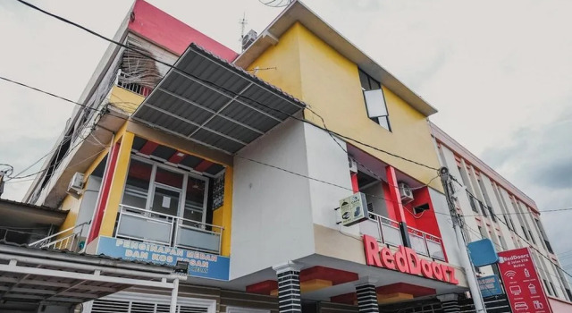 RedDoorz @ Jalan STM Medan, Rezervovat Hotel Hotely v Medan s parkováním, Parkování