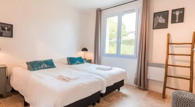 Вилла Deluxe Spacious and Modern Villa With Large Garden and BBQ Area