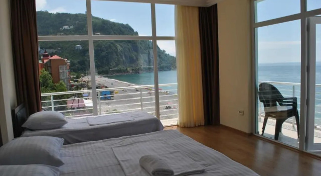 Люкс Black Sea Hotel / Отель Черное море