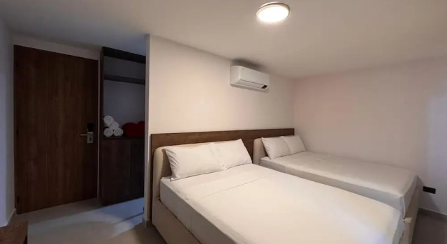 Четырёхместный номер Economy Hotel Balcones del Estadio
