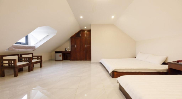 Полулюкс Bonjour Da Lat Hotel