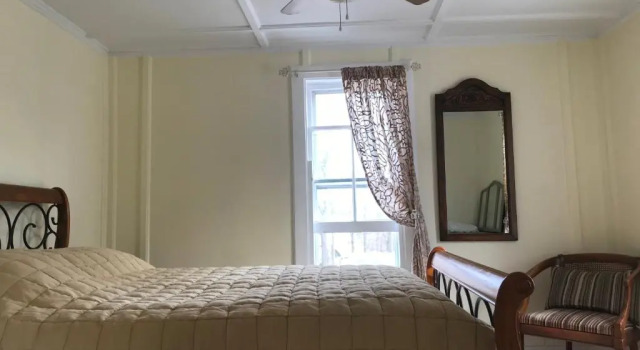 Коттедж с 4 комнатами The Woodbine Inn