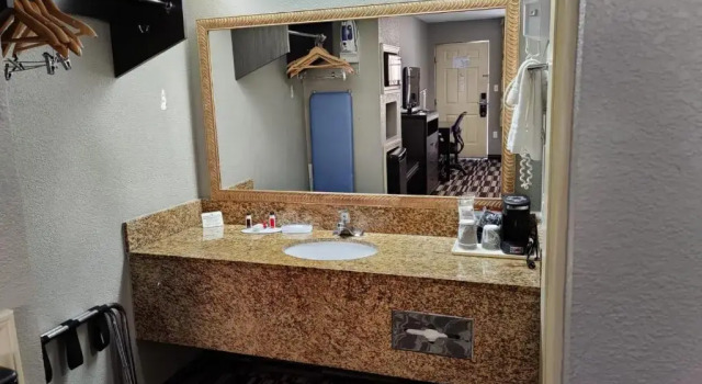 Номер Standard Days Inn by Wyndham Southaven MS