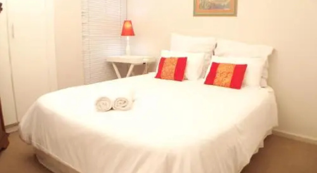 Point Village Accommodation - Santos 44