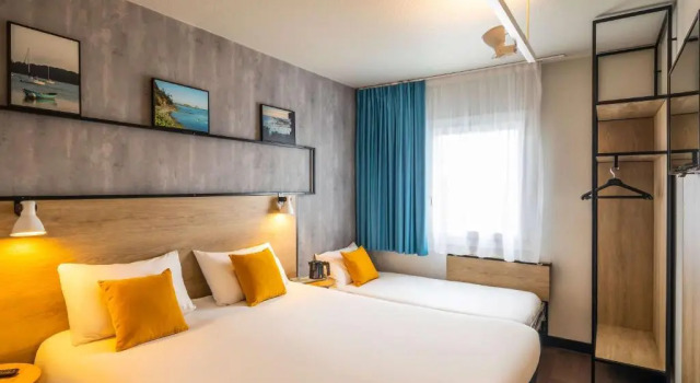 Трёхместный номер Standard ibis Saint-Malo Madeleine
