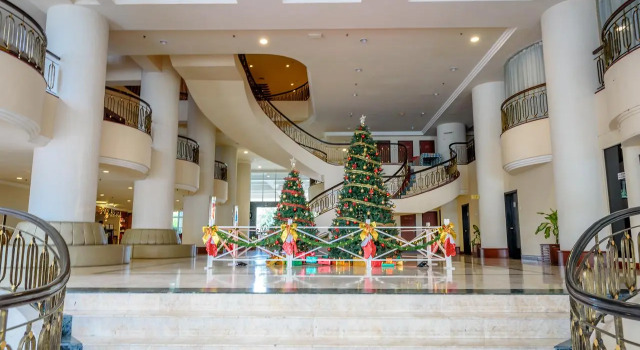 J Beach Suites At Paradise Rainbow Beach Resort