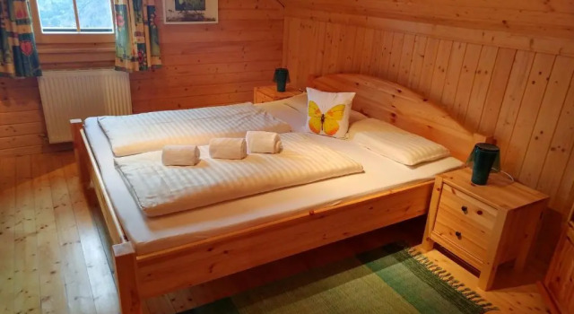 Almchalet Orter, Book Chalet Treffen am Ossiacher See Villach