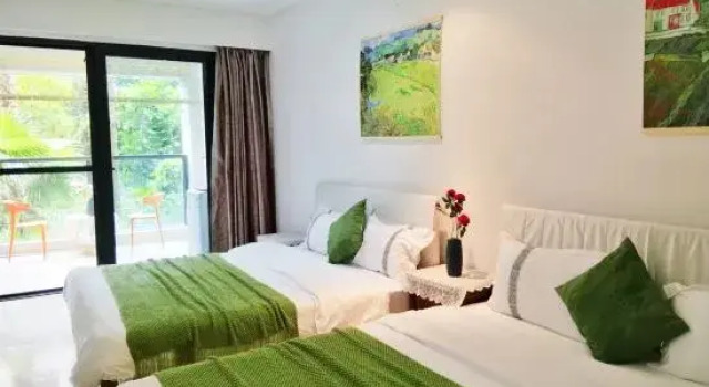 Люкс Premium с 2 комнатами Beihai 818 Hotel Apartment (Beibuwan No.1 Branch)