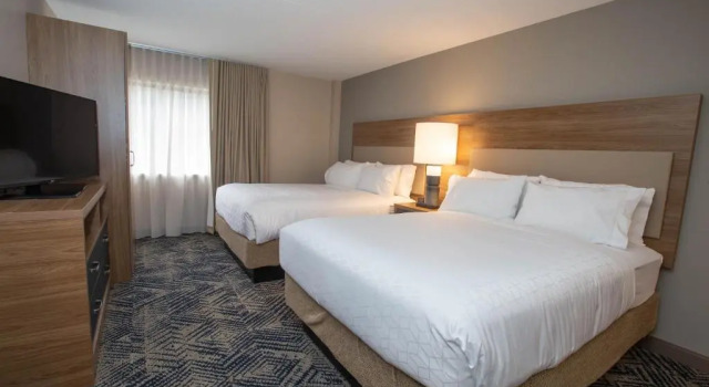 Четырёхместный люкс Candlewood Suites - Cleveland South - Independence by IHG