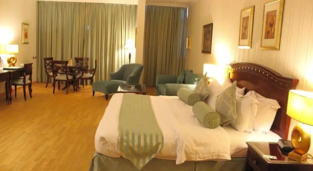 Полулюкс Golden Tulip Al Hamra