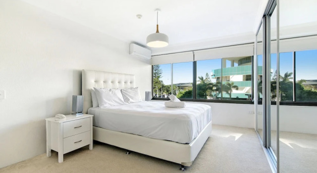 2 Bedroom Apartment located in central Broadbeach, Prenota Appartamento Hotel a Queensland con parcheggio, Parcheggio