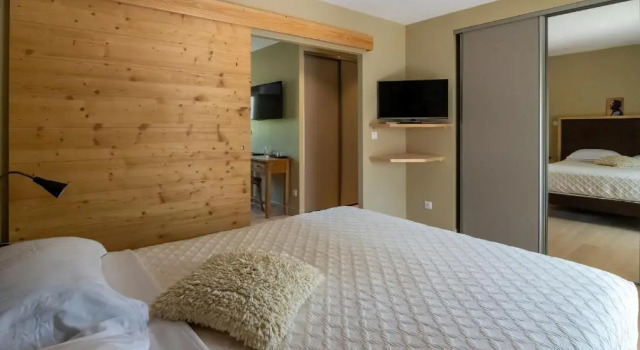 Полулюкс Hostellerie Le Paradou