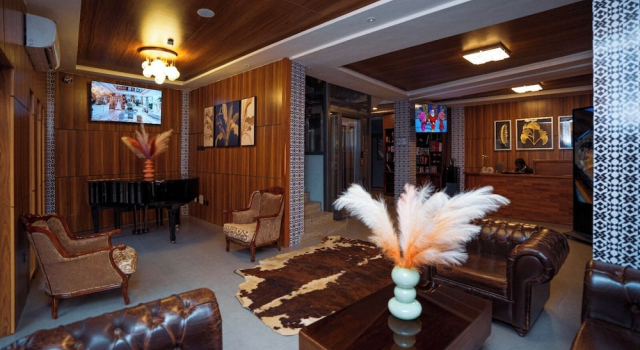 Maison Mayaki, Book Hotel Hoteller i Primorsky region med pool, Swimmingpool