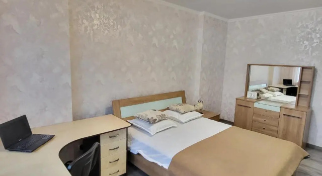 Apartment on Hryshka Street, Buchen Sie Ferienwohnung Hotels in Darnyckyj mit Parkplatz, Parkplätze