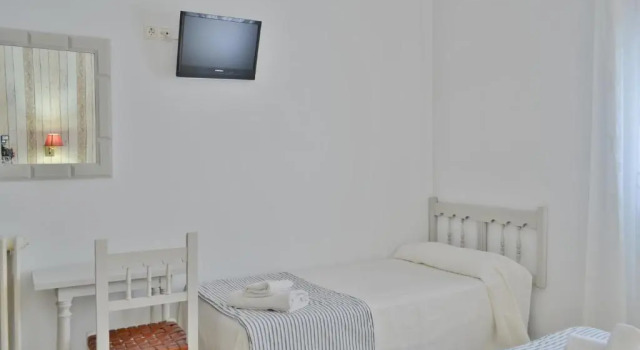 Трёхместный номер Standard Hotel Marisa