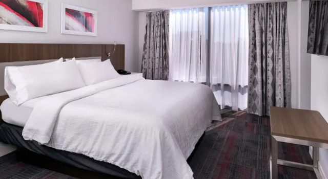 Двухместный люкс c 1 комнатой Hilton Garden Inn Columbia Downtown