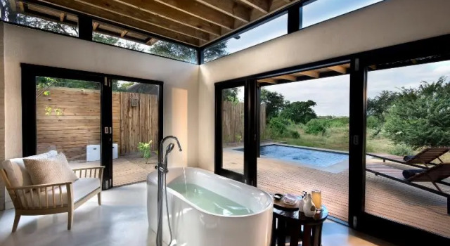 Люкс Standard Lion Sands River Lodge