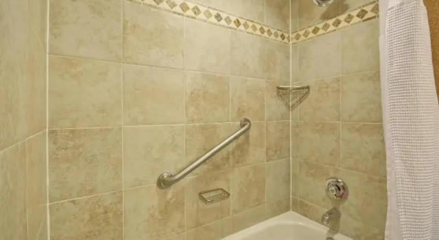 Номер Standard Crowne Plaza Tulsa Hotel Southern Hills