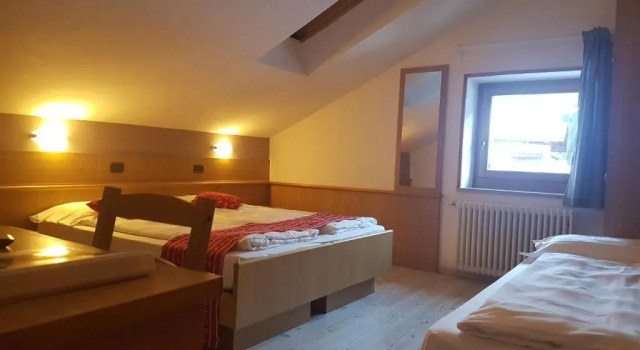 Трёхместный номер Standard Ciasa Alpina Relax Hotel