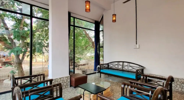 Вилла Comfort Lakeside Boheme Inn