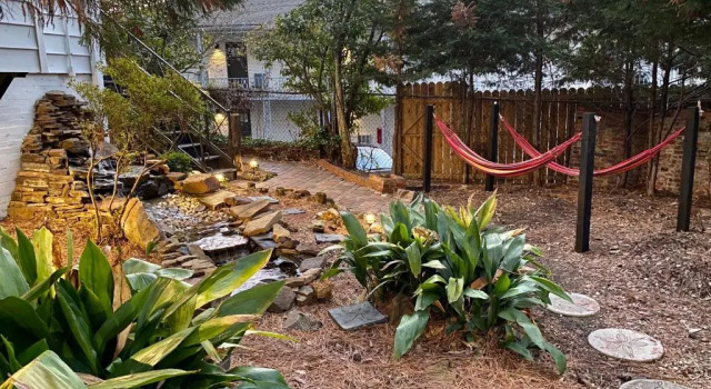 Апартаменты Apt5@EdenBrae - Bham’s Coolest Rental - Walkable, Pet-Friendly