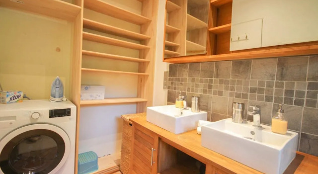 Апартаменты Cozy Hackney Apartment