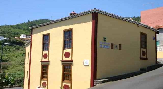 Los Nacientes Cordero by Isla Bonita