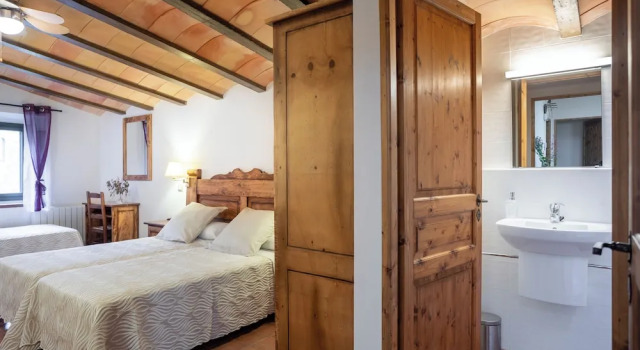 Standard Dreier Zimmer Can Muní