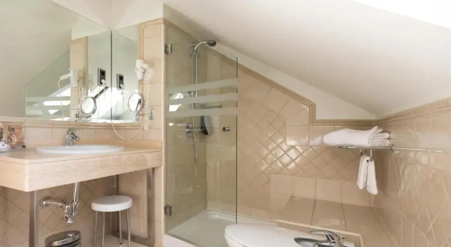 Семейный номер Standard Hotel San Juan de los Reyes