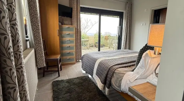 Двухместный номер Standard с видом на сад Downton Lodge Country Bed and Breakfast and; Self Catering