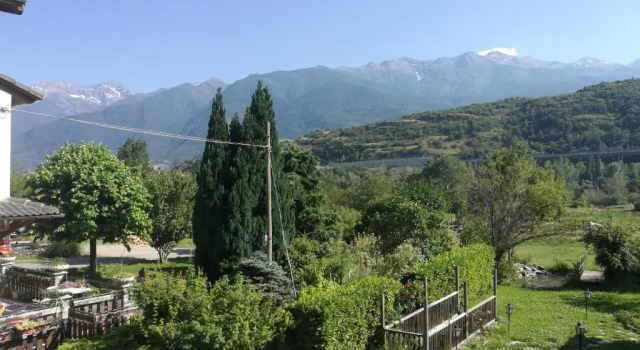 Agriturismo al pra di muriet, Забронировать Отель Отели Пьемонта с бассейном, Бассейн
