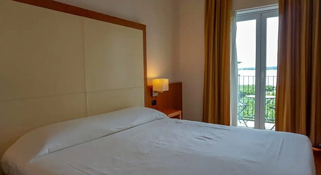 Двухместный номер Standard с видом на озеро Hotel Mavino