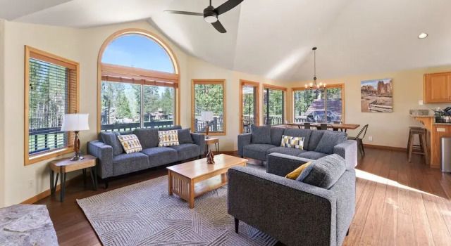 Коттедж 7 Vine Maple 4 Bedroom Home