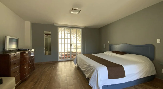 Апартаменты c 1 комнатой с балконом и с видом на город G K Suites Duraznos