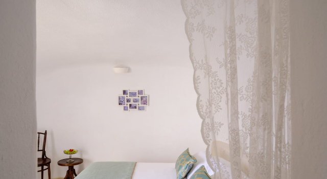 Люкс Secret Steps Suite with Private Whirlpool with Caldera View Fanari Villas