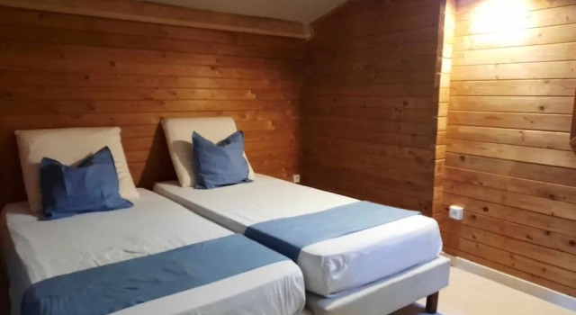 Ô Chalets de Provence, Rezerwuj Chalet Suze-la-Rousse Drôme Provençale