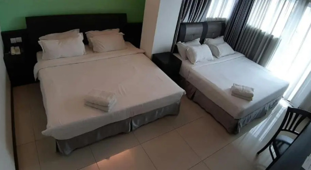 Standardowy czteroosobowy pokój Ipoh Downtown Hotel