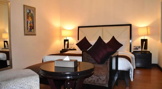 Suite Ramada Plaza by Wyndham Karachi Airport Hotel