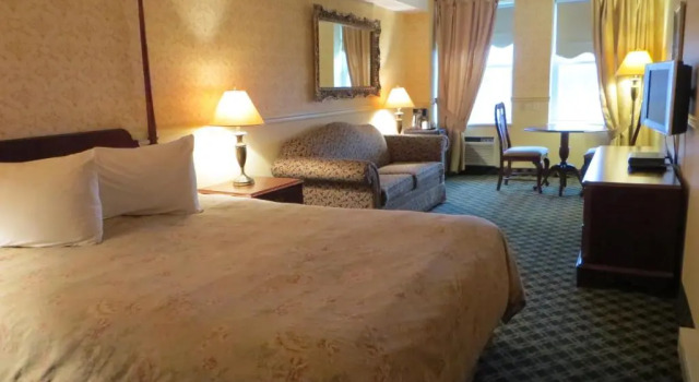 Номер Superior Auberge Montebello
