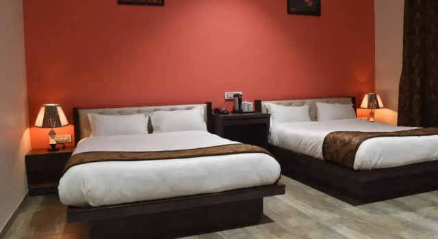 Люкс Jaipur Hotel New - Heritage Hotel