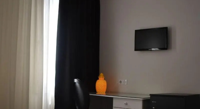 Hôtel Henri IV, Rezervovat Hotel Tarbes Hautes-Pyrénées