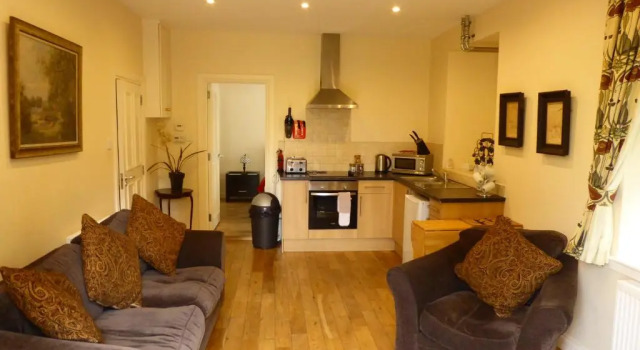 Коттедж с 2 комнатами Auchendennan Luxury Self Catering Cottages