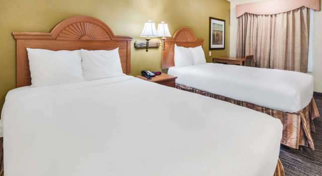 Quality Inn & Suites Dallas-Cityplace, Забронировать Отель Даллас Dallas - Fort Worth Metropolitan Area, рядом с Freedman's Cemetery