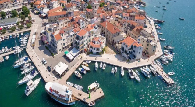 Апартаменты Apartments Sea and Sun